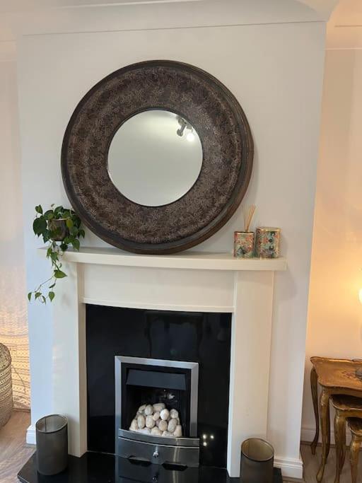 Cosy 2 Double Bed Apartment Swords Bagian luar foto