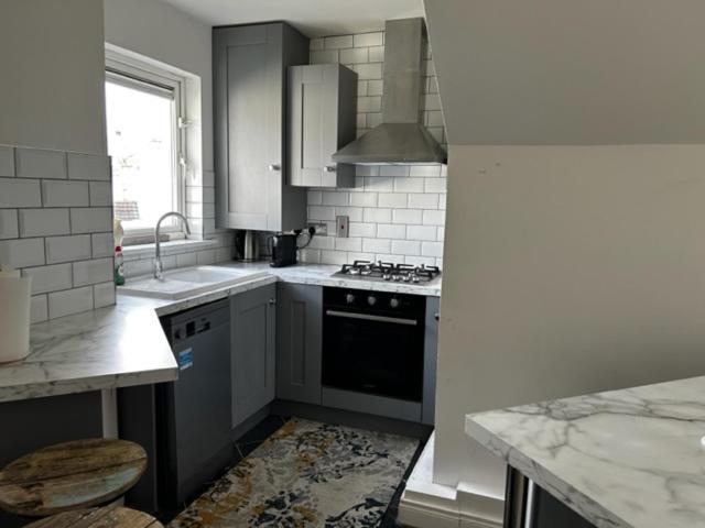 Cosy 2 Double Bed Apartment Swords Bagian luar foto