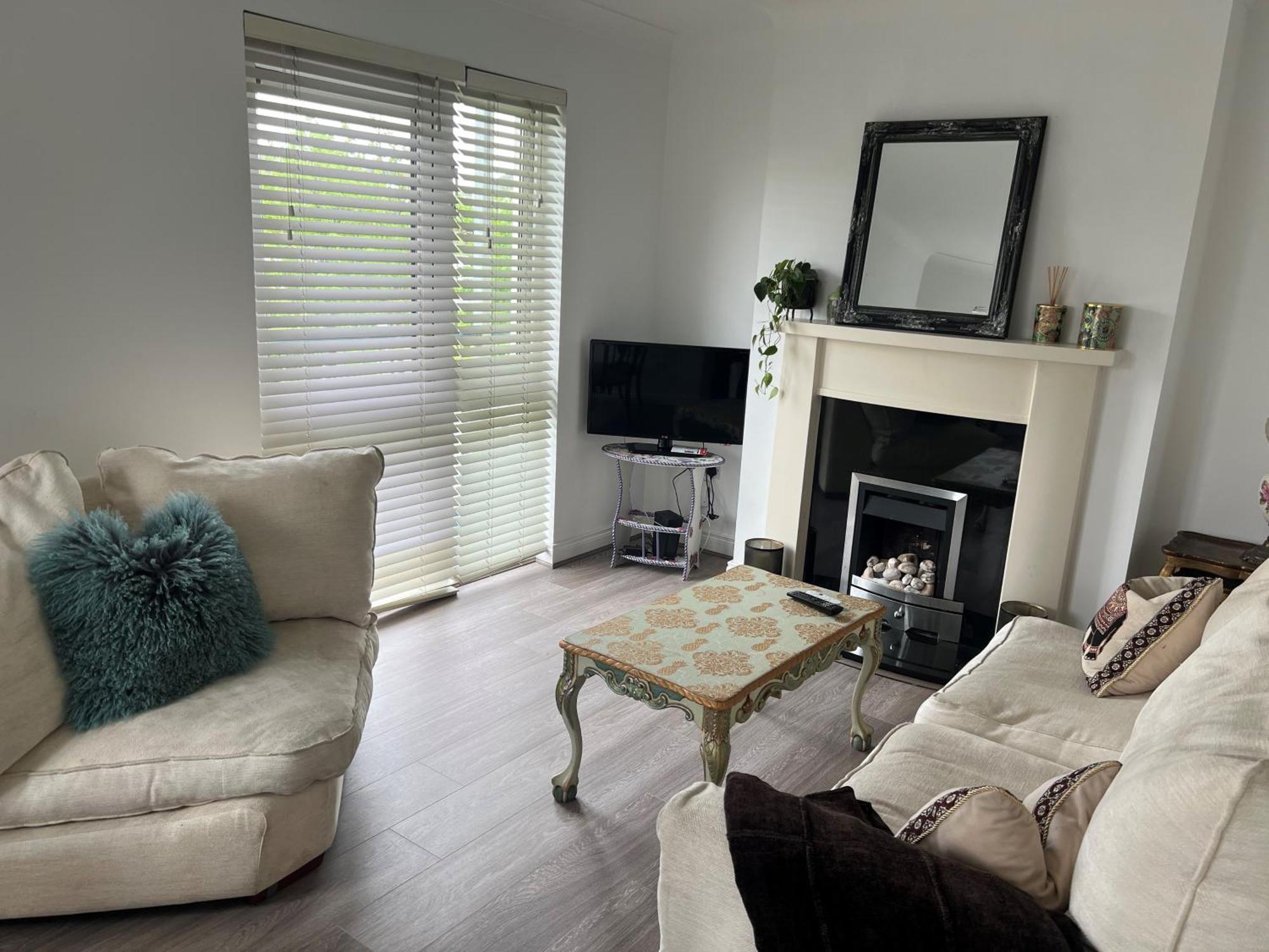 Cosy 2 Double Bed Apartment Swords Bagian luar foto